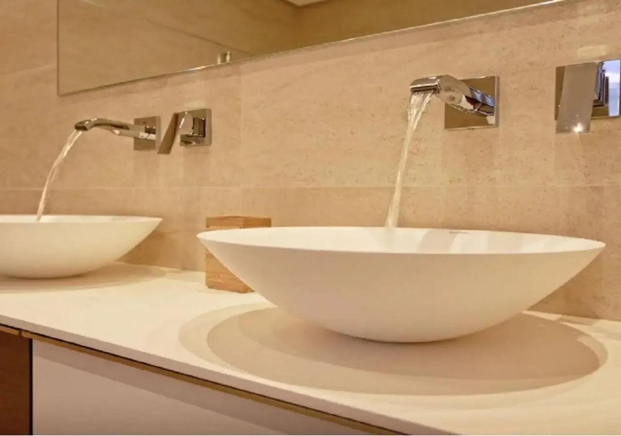 First Line Luxury Penthouse, Puerto Banus, Marbella Apartment